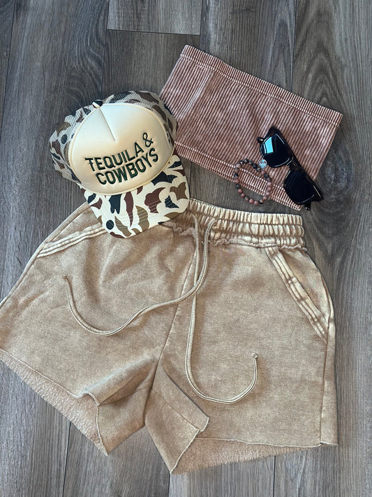 Weekend Shorts - Brown Sugar